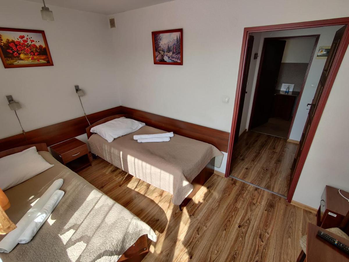 Hotel Turkus Jarosław Buitenkant foto